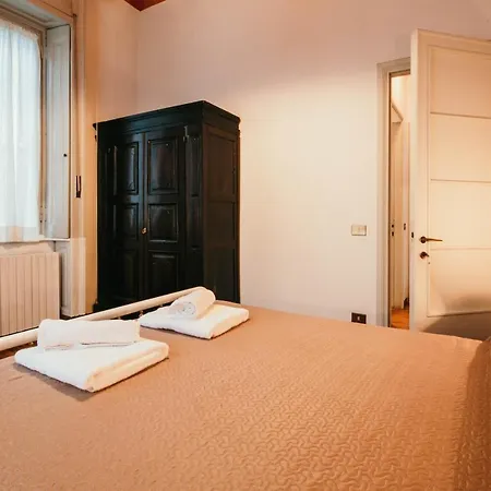 Appartamento Library - Villa Candela Apartment *