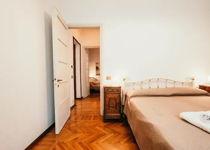 Library - Candela Apartman