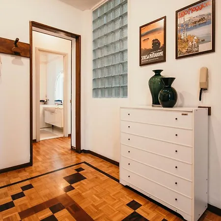 Library - Candela Apartment Stresa